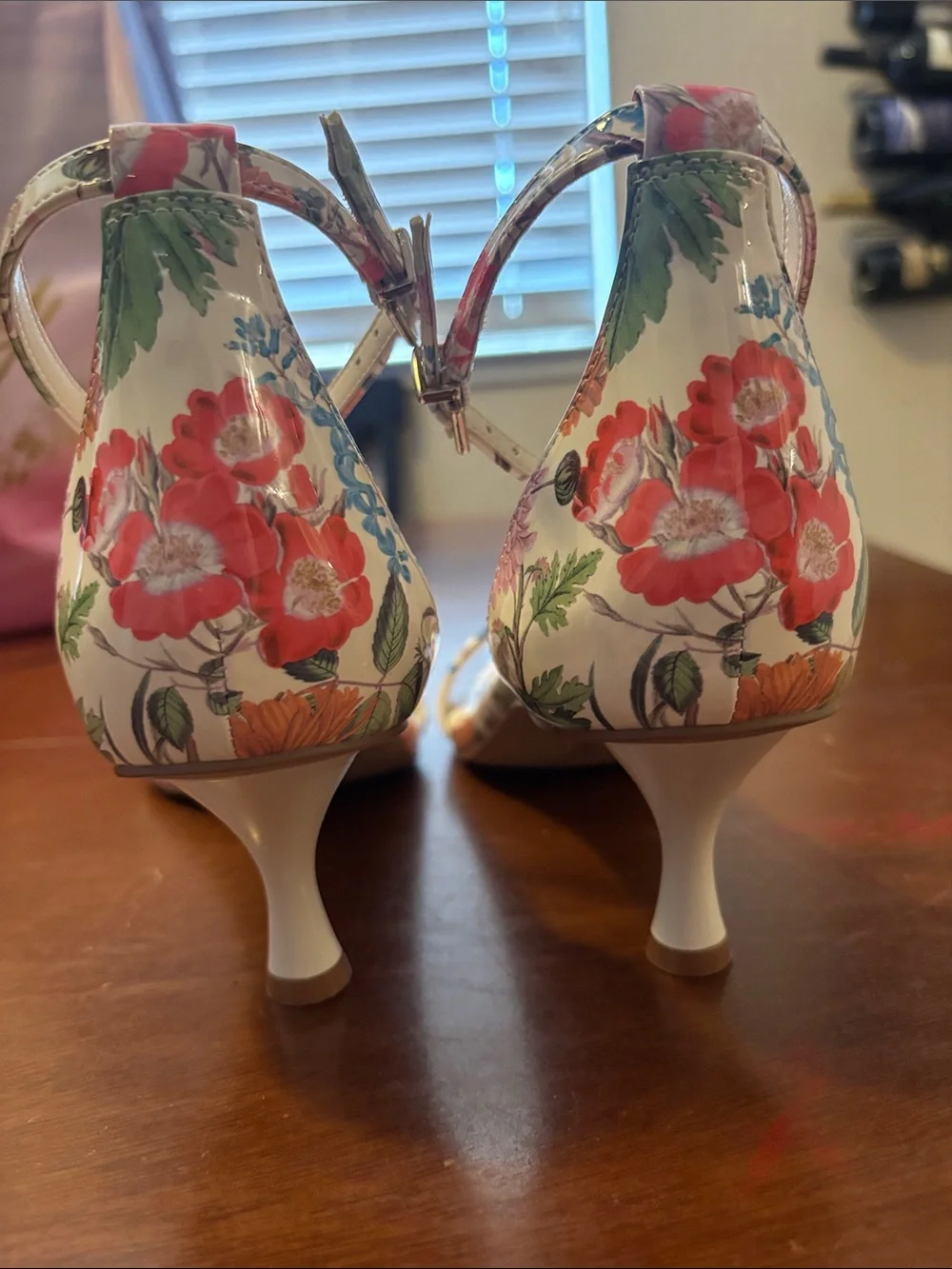 Vince Camuto brand new